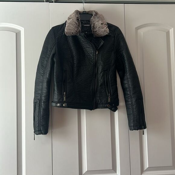J-2 Faux leather jacket Size Medium - Picture 2 of 5